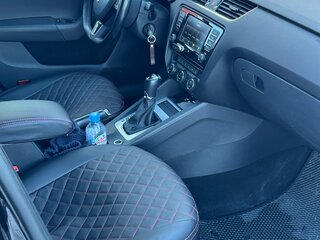 2015 Skoda Octavia III (A7), чёрный, 1099000 рублей, вид 5