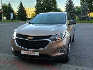 2018 Chevrolet Equinox III, золотистый, 3000000 рублей, вид 3