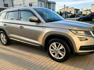 2020 Skoda Kodiaq I, серебристый, 3050000 рублей, вид 5