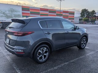 2020 Kia Sportage IV Рестайлинг, серый, 2400000 рублей, вид 5