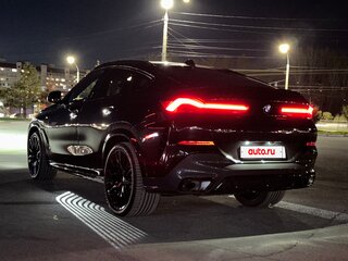 2023 BMW X6 40i III (G06), чёрный, 12800000 рублей, вид 4