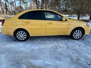 2014 Daewoo Gentra II, жёлтый, 350000 рублей, вид 3