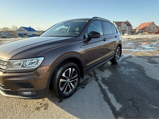 2020 Volkswagen Tiguan II, коричневый, 2600000 рублей, вид 1