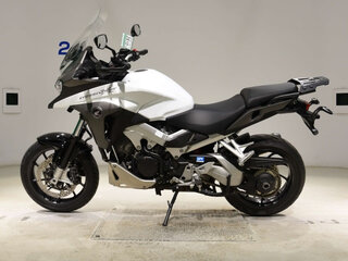 2015 Honda VFR 800X (Crossrunner), белый, 760000 рублей, вид 1
