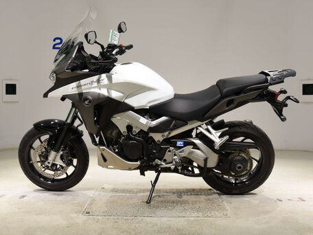 2015 Honda VFR 800X (Crossrunner), белый, 760000 рублей, вид 1
