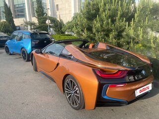 2018 BMW i8 I Рестайлинг, оранжевый, 7200000 рублей, вид 5