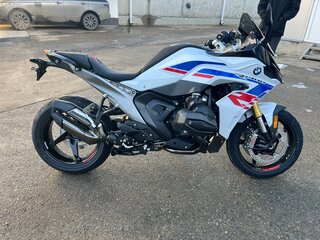 2025 BMW R 1300 RS, синий, 2147000 рублей, вид 1