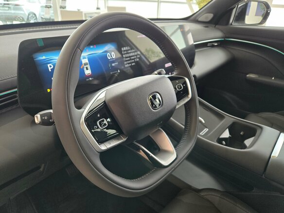 2026 Changan UNI-S I Рестайлинг, белый, 3149900 рублей - вид 8