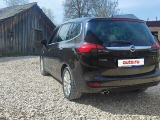 2013 Opel Zafira C, коричневый, 1000000 рублей, вид 4
