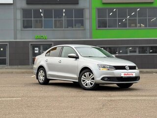 2012 Volkswagen Jetta VI, серебристый, 850000 рублей, вид 3