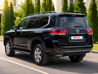 2023 Toyota Land Cruiser 300 Series, чёрный, 8950000 рублей, вид 4