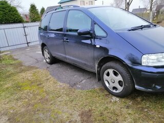 2002 SEAT Alhambra I Рестайлинг, чёрный, 590999 рублей, вид 3
