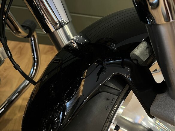 2020 Harley-Davidson Fat Boy, чёрный, 3000000 рублей - вид 11