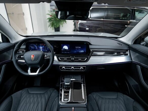 2024 Hongqi HS5 I Рестайлинг, чёрный, 6071427 рублей - вид 3