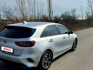 2018 Kia Ceed III, серебристый, 1740000 рублей, вид 1