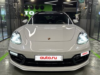 2019 Porsche Panamera GTS Sport Turismo II, серый, 8300000 рублей, вид 4