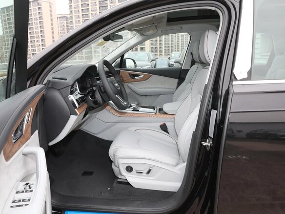 2025 Audi Q7 55 TFSI II (4M) Рестайлинг 2, белый, 13100000 рублей - вид 21