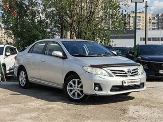 2010 Toyota Corolla X (E140, E150) Рестайлинг, серебристый, 539000 рублей, вид 3