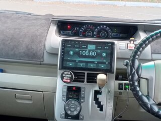 2007 Toyota Noah II (R70), белый, 1000000 рублей, вид 5