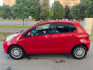 2008 Toyota Yaris Multimode II, красный, 600000 рублей, вид 5