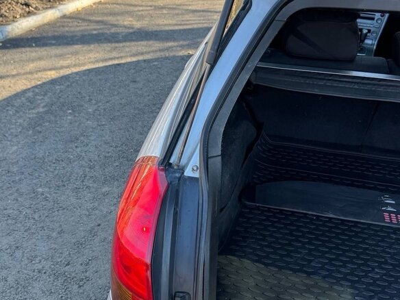 2005 Subaru Outback III, серебристый, 700000 рублей - вид 27