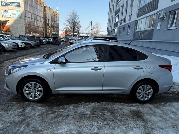2019 Hyundai Solaris II, серебристый, 1100000 рублей - вид 7
