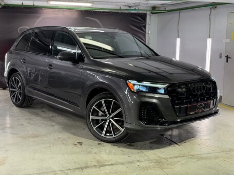 2024 Audi Q7 45 TFSI II (4M) Рестайлинг 2, серый, 8290000 рублей, вид 5