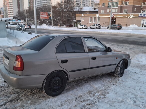 2009 Hyundai Accent ТагАЗ II, бежевый, 410000 рублей - вид 2