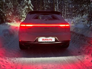 2021 Porsche Macan I Рестайлинг, белый, 6100000 рублей, вид 4