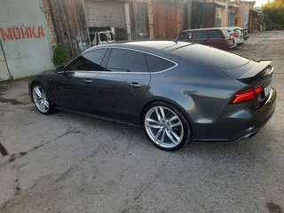 2015 Audi A7 I (4G) Рестайлинг, серый, 2990000 рублей, вид 5