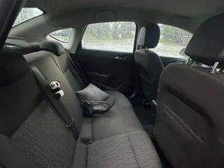 2013 Opel Astra J Рестайлинг, серебристый, 850000 рублей, вид 5
