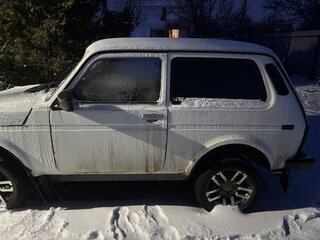 2001 Lada (ВАЗ) 2121 (4x4) I Рестайлинг, белый, 350000 рублей, вид 2