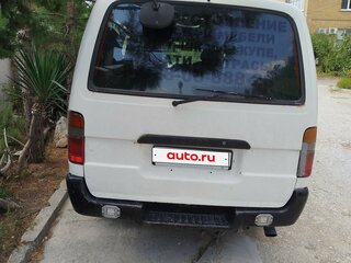 2003 Toyota HiAce H100, белый, 800000 рублей, вид 2