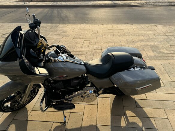 2024 Harley-Davidson Road Glide, серый, 3150000 рублей - вид 8