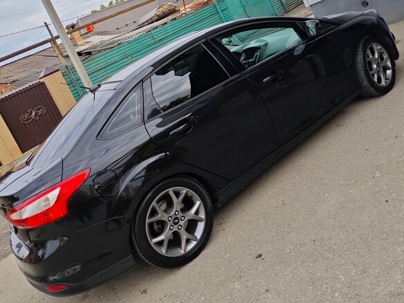 2013 Ford Focus III, чёрный, 1100000 рублей - вид 14