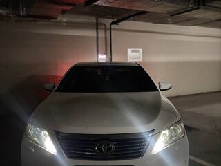 2012 Toyota Camry VII (XV50), белый, 1500000 рублей, вид 2