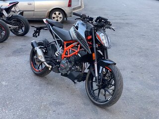 2022 KTM 125 Duke, серый, 444000 рублей, вид 1