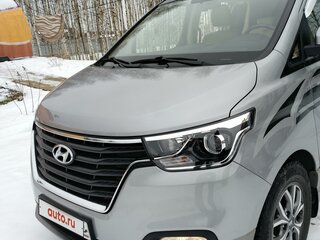 2021 Hyundai H-1 II Рестайлинг 2, серый, 4300000 рублей, вид 3