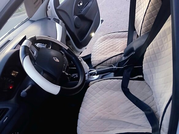 2012 Renault Fluence I, белый, 810000 рублей - вид 5