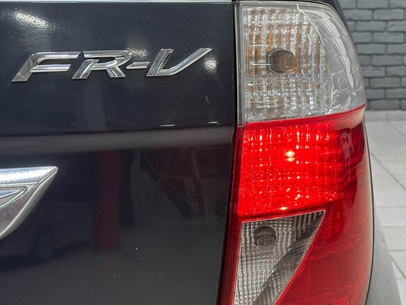 2005 Honda FR-V, серый - вид 7