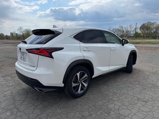 2018 Lexus NX 300 I Рестайлинг, белый, 4100000 рублей, вид 3