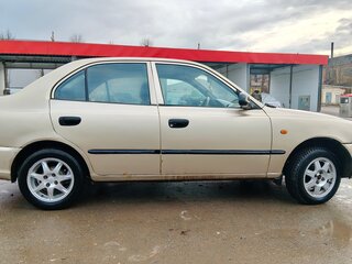 2002 Hyundai Accent II, бежевый, 300000 рублей, вид 2