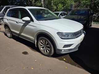 2020 Volkswagen Tiguan II, белый, 2350000 рублей, вид 1