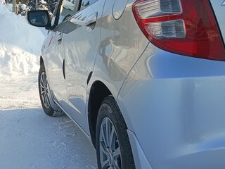 2009 Honda Fit II, серебристый, 999000 рублей, вид 4