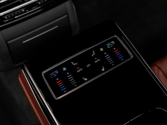 2022 Audi S8 IV (D5) Рестайлинг, чёрный, 11440000 рублей - вид 24