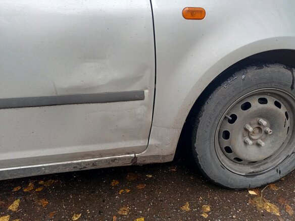 2004 Ford C-MAX I, серебристый, 400000 рублей - вид 8