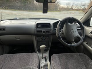 2000 Toyota Corolla VIII (E110) Рестайлинг, белый, 330000 рублей, вид 4