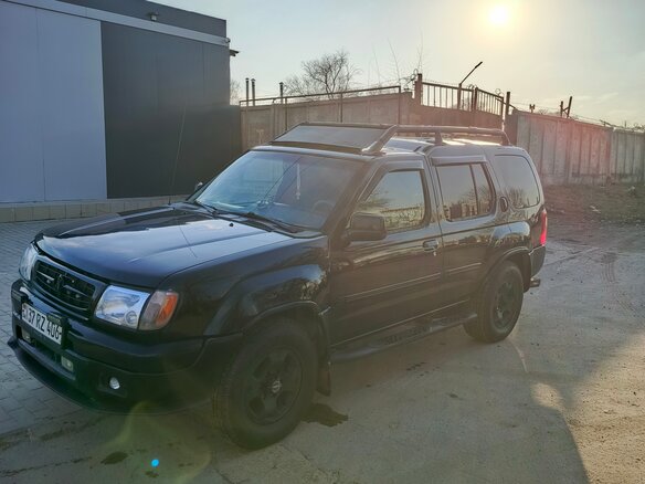 2000 Nissan Xterra I, чёрный, 600000 рублей - вид 5