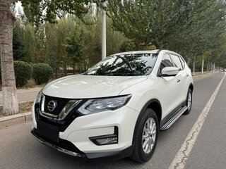 2023 Nissan X-Trail III Рестайлинг, белый, 2300000 рублей, вид 1