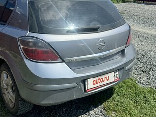 2011 Opel Astra H Рестайлинг, серебристый, 710000 рублей, вид 3